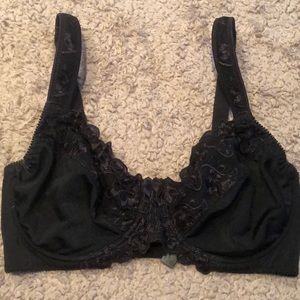 Black lace bra no padding